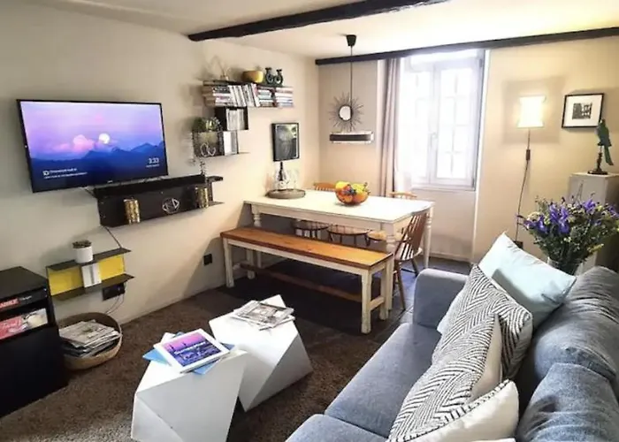 C075-Old Town Cannes - Duplex Apartment